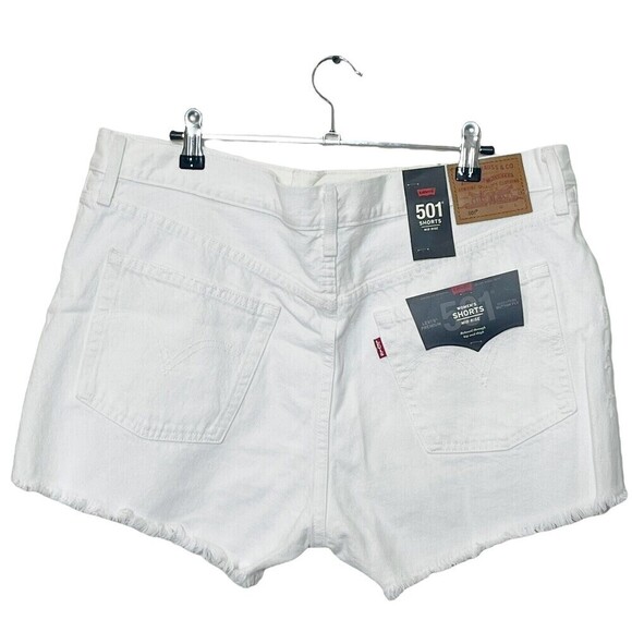 Levi’s NWT 501 Short Pearly White Distressed Raw Hem Size 34 Mid Rise - Picture 3 of 16